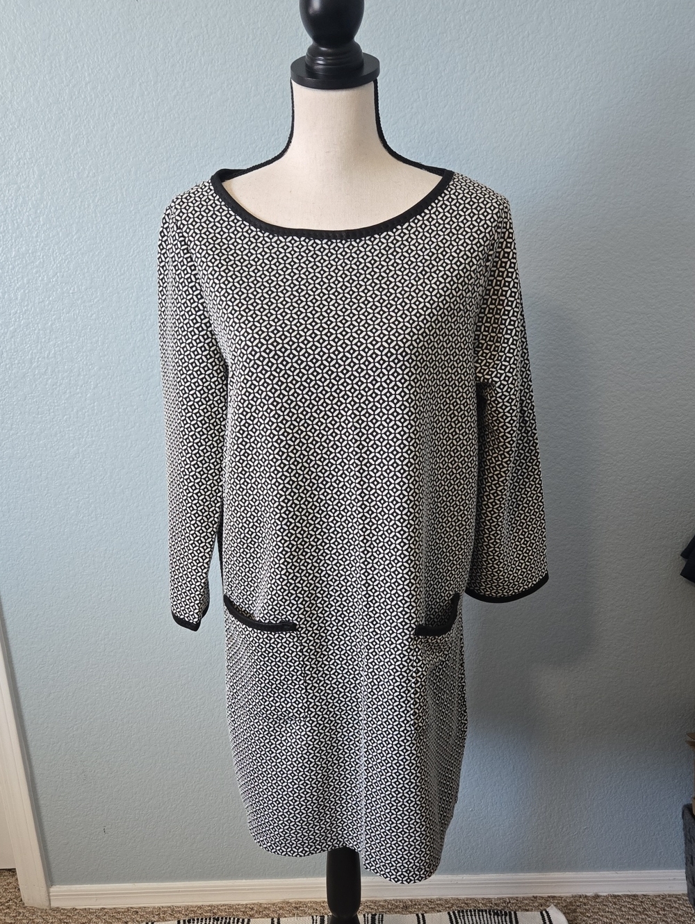 MAX STUDIO  3/4 Sleeve Black/Ivory Jacquard Shift Dress Sz Large